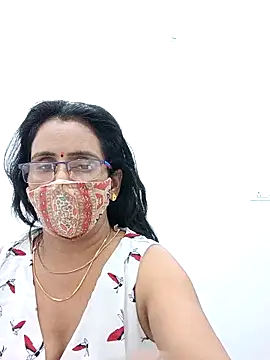 sanjana077 online show from March 27, 4:47 am