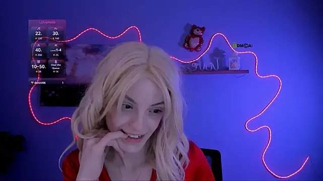 mia starrr  online show from March 4, 8:48 pm