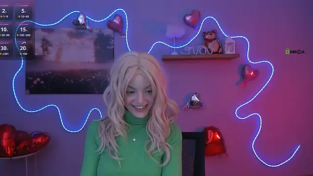 mia starrr  online show from February 19, 8:40 pm