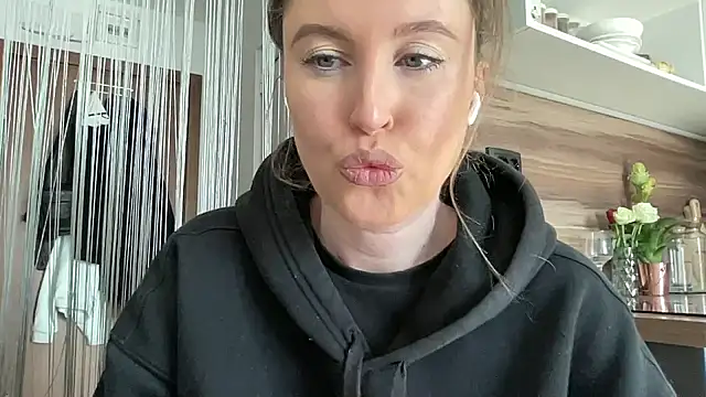 Ameli8 online show from March 1, 11:21 am