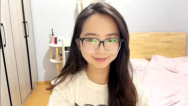 Hmm 0303 online show from March 2, 6:47 am