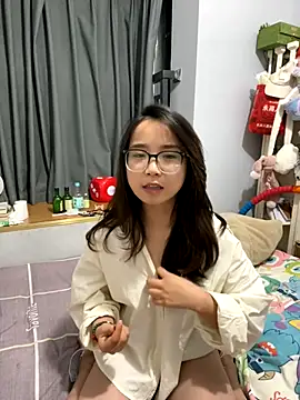 Hmm 0303 online show from November 30, 3:05 pm