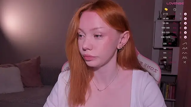 Elisahsthetics online show from April 25, 12:24 am