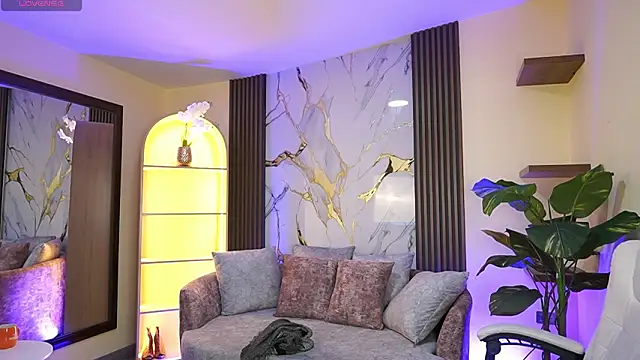 TessaaFox online show from March 11, 12:31 pm