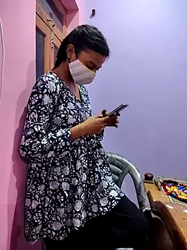 Student12th online show from November 5, 5:40 pm