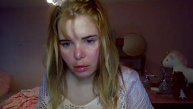 HornyElena online show from December 21, 2:43 pm