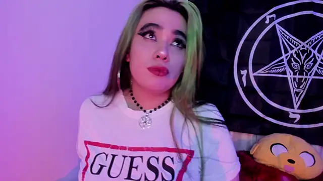 Lilith Zenith  online show from January 12, 5:23 am