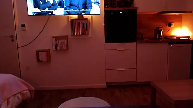 LaContessaClara online show from January 8, 10:36 pm