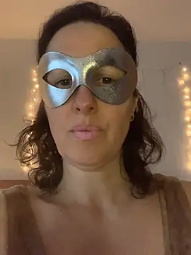 massagistahotbrunette online show from March 8, 6:12 pm