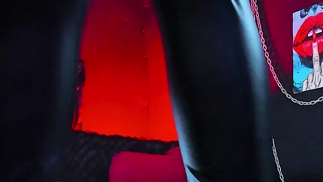 KatrinaStone online show from April 13, 9:59 pm