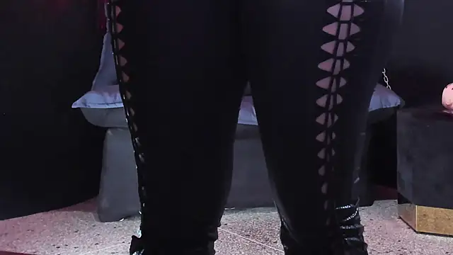 KatrinaStone online show from April 22, 4:09 am