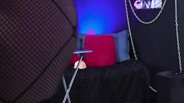 KatrinaStone online show from March 21, 8:25 pm