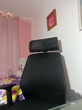 Melody Spencer26 online show from April 25, 4:59 pm