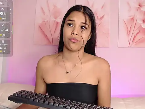 anicarter online show from December 4, 8:09 pm