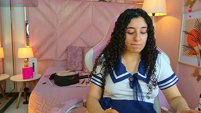 DemiJones  online show from April 7, 4:47 am