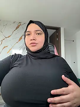 sweetmuslim01 online show from June 28, 8:26 pm