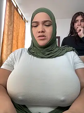 Snapshot of sweetmuslim01 chatting on October 16, 4:42 pm sweetmuslim01 online show from October 16, 4:42 pm