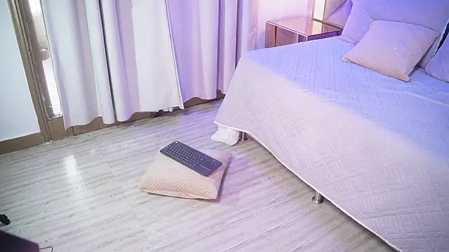 crystal gilton online show from April 21, 7:21 pm