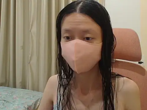 Lil-Cherries online show from January 14, 4:12 pm