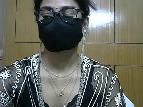 Fairy Pie online show from April 27, 7:00 pm