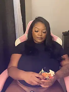 Fxncymuse online show from April 23, 12:29 pm