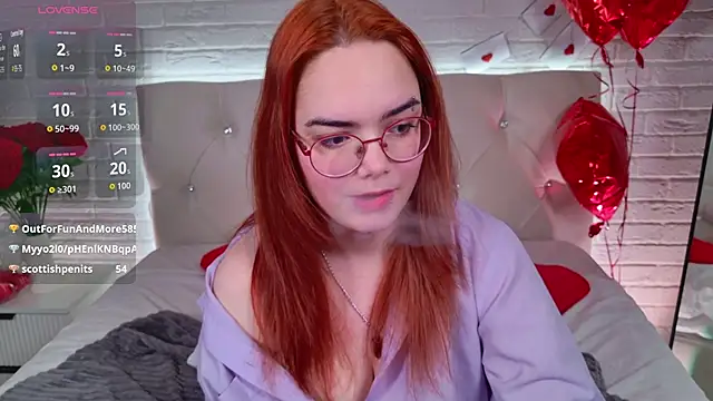 Lily  Evans online show from February 15, 8:02 am