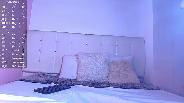 meredith jones online show from December 19, 3:54 am