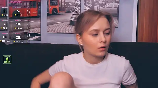 LunaAstra online show from November 9, 3:52 pm