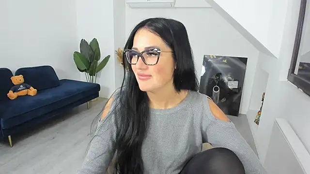 AnyaEvy online show from February 3, 4:32 am