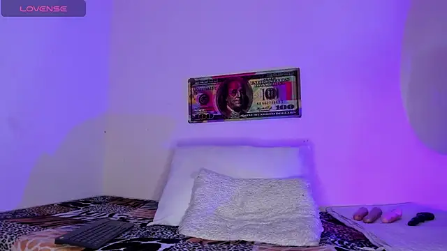 annahotdoll online show from April 18, 5:21 am