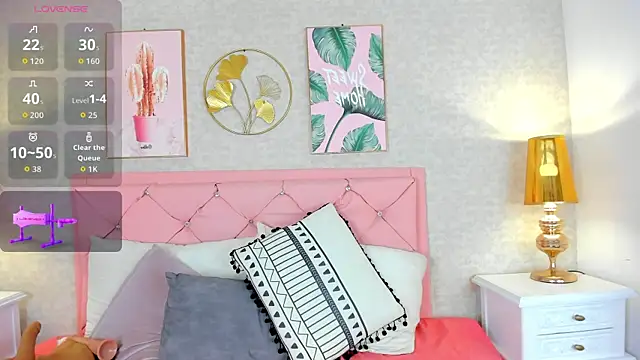 cristal kane online show from April 17, 9:50 pm