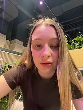 SashaCatt online show from January 7, 9:01 am