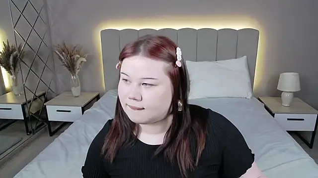 EvaNova  online show from April 25, 1:41 pm