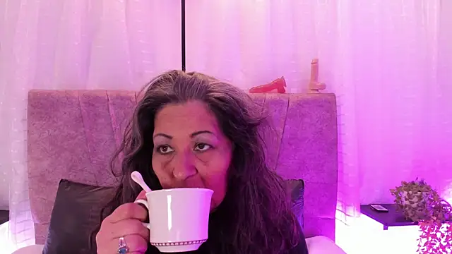 Victoriaa Anderson online show from April 23, 12:51 pm