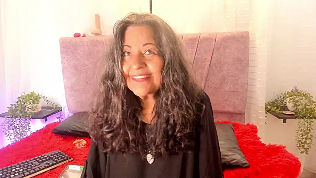 Victoriaa Anderson online show from June 3, 2:33 pm