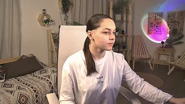 FrancescaCavaliere online show from April 29, 6:38 am