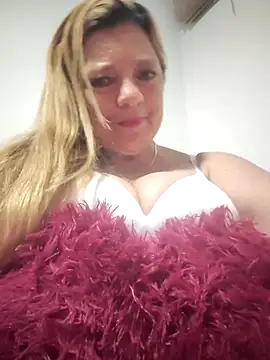 karlaanqui1 online show from June 6, 10:32 am