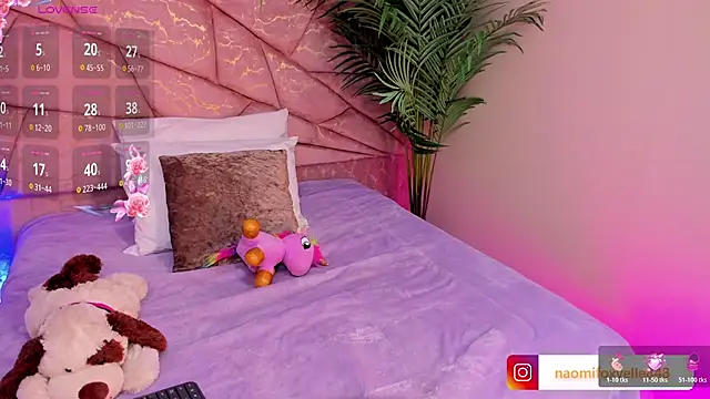  Naomi Fox  online show from November 29, 4:27 am