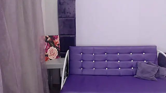 Katerina  Ray online show from April 7, 8:27 am