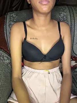 Your   Moonlight online show from April 28, 10:24 pm