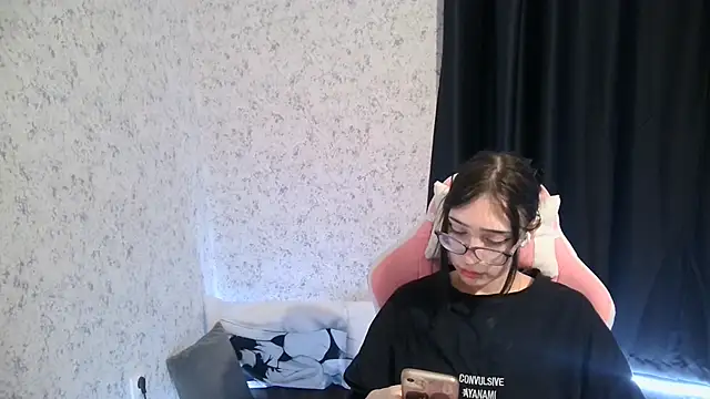 cupcakevice online show from December 19, 7:06 pm