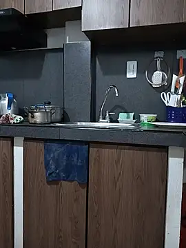 Little-Sammy online show from November 18, 1:12 pm