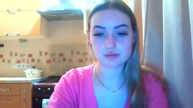 RobinWalker online show from November 17, 10:21 pm