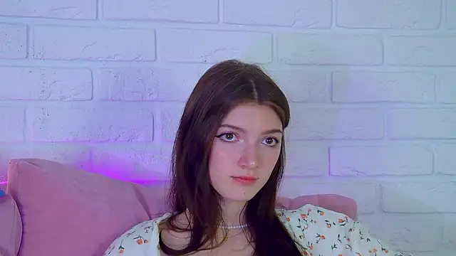 SophiaProve online show from February 20, 4:08 pm