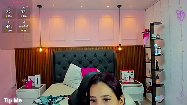 DENIS DALLAS online show from April 25, 6:38 pm