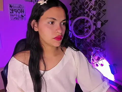 Alisson Evans   online show from November 24, 11:34 am