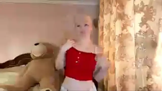 LynellMahe online show from January 15, 11:05 am