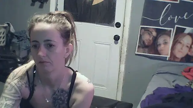 sexxxilexxxi44 online show from December 20, 6:01 pm