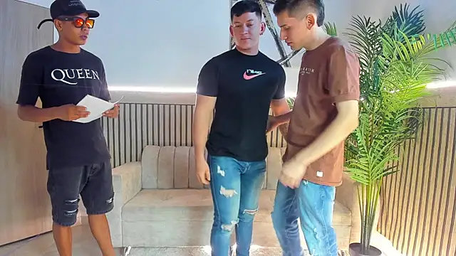 Justingsex1 online show from November 12, 6:11 am