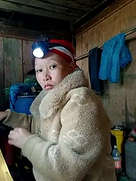 girl-hot2x online show from February 16, 6:57 am